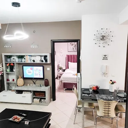Appartement Χλιδατο-Ονειρεμενο-Μοντερνο Διαμερισμα!!! à Larissa Extérieur photo